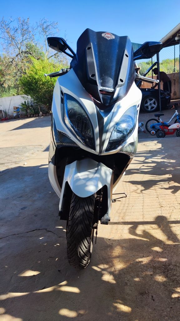 Kymco xciting 400i-2013