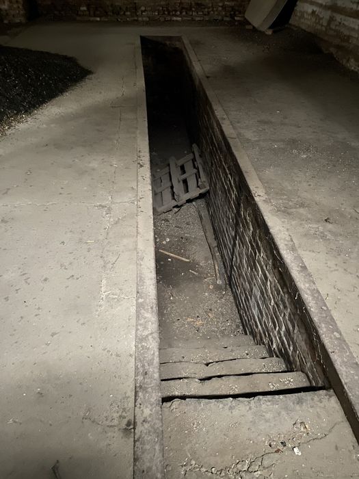 Продам складське приміщення