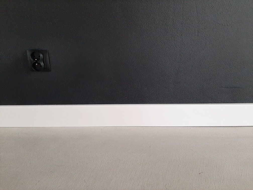 Listwy przypodłogowe VOX ESPUMO ESP401 - BIAŁA