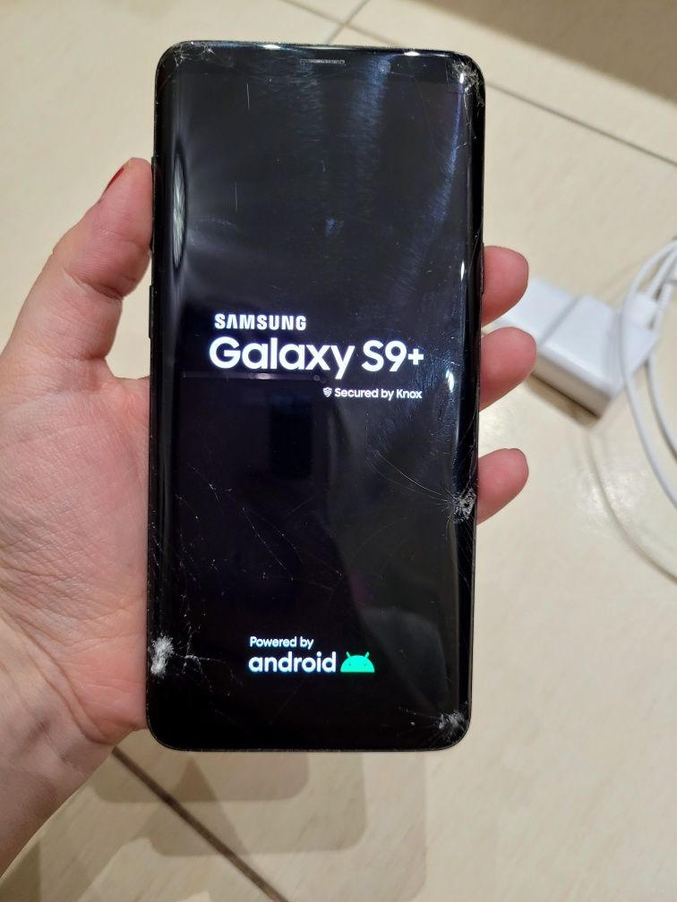 Samsung Galaxy S9plus uszkodzony