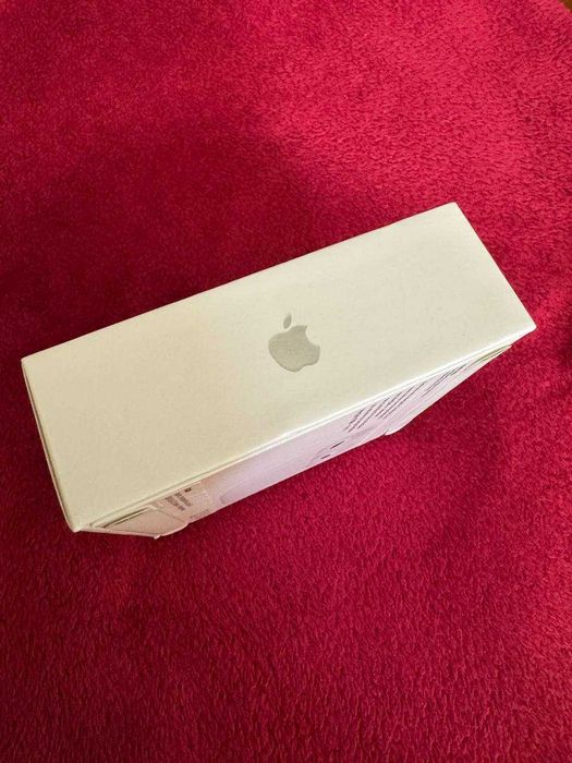 нові навушники airpods 3