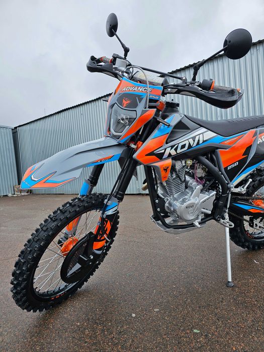 Кросовий мотоцикл Kovi 250 ADVANCE 2025 року