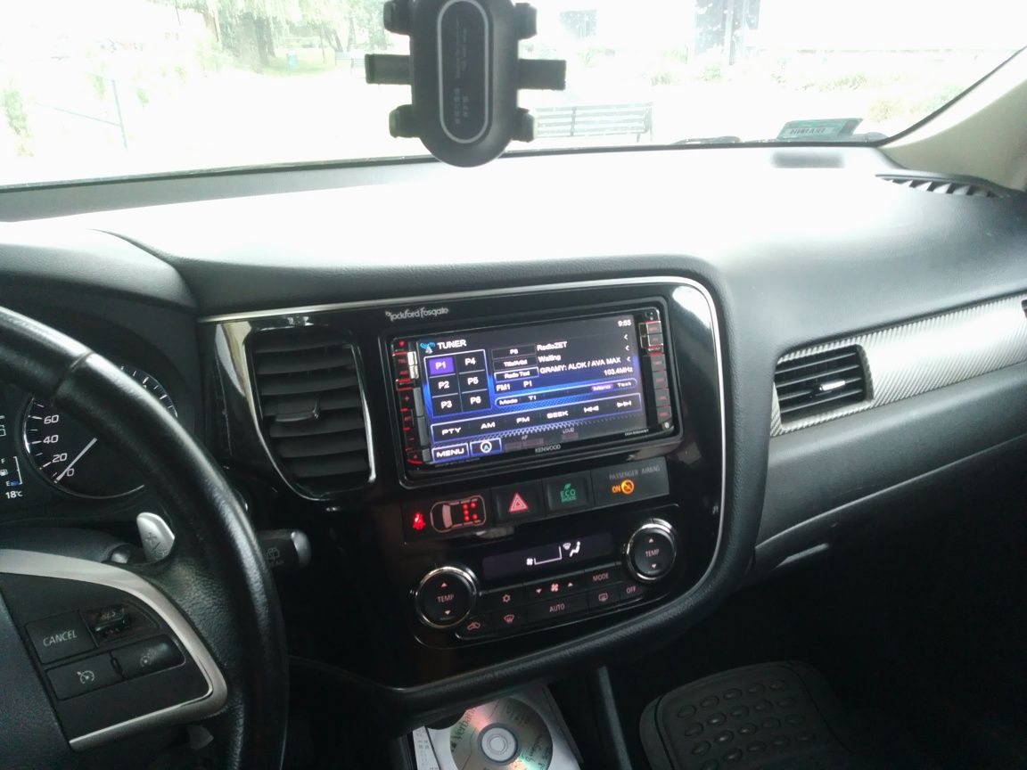 Mitsubishi Outlander 2012r. 2.0 Ben.+ Gaz