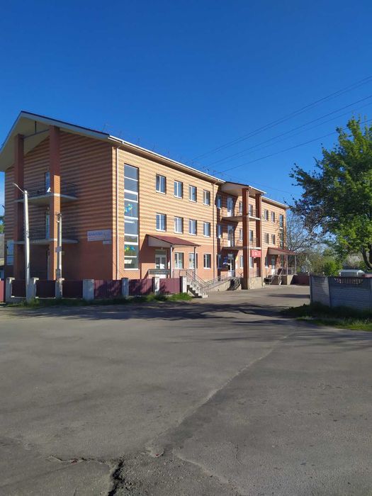 Продажа!  Чотирьох кімнатна квартира 85м2 в смт.  Гребінки.