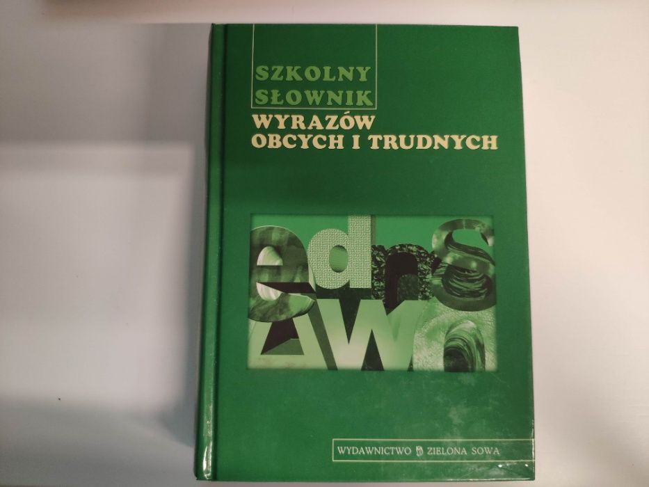 Słownik wyrazów obcych i trudnych