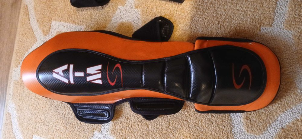 Caneleiras MUAY THAY