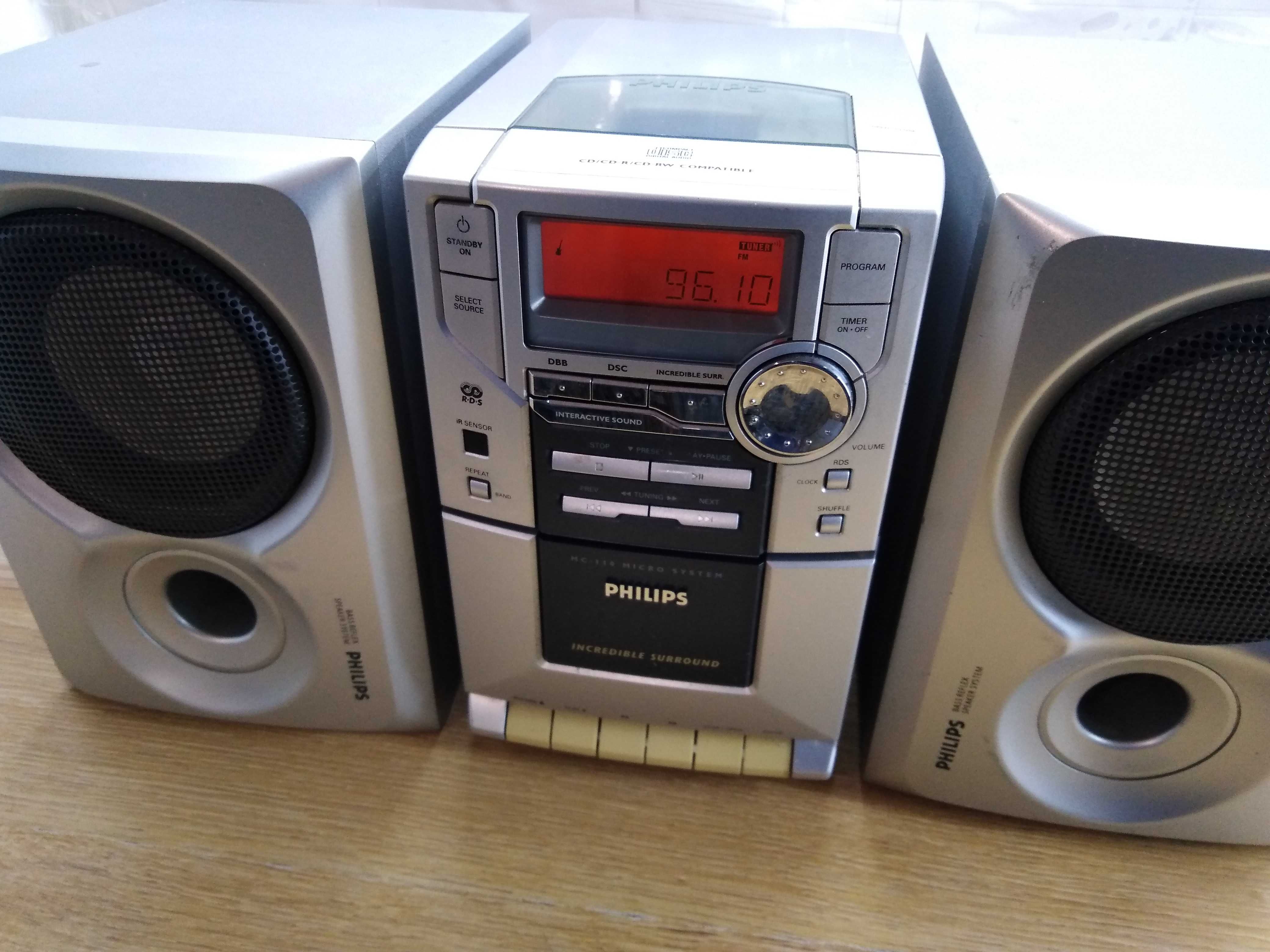 Mini Wieża PHILIPS Cd Audio FM/AM Aux Mega Dzwięk