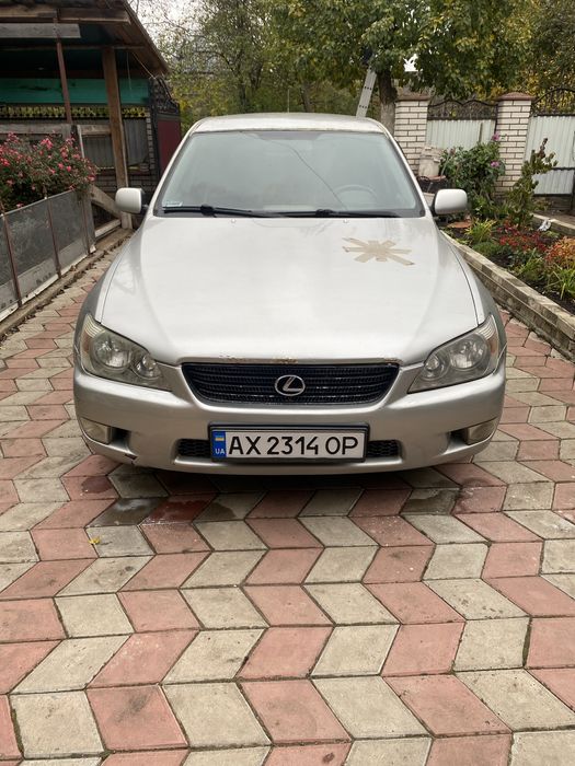 Lexus is200 1999