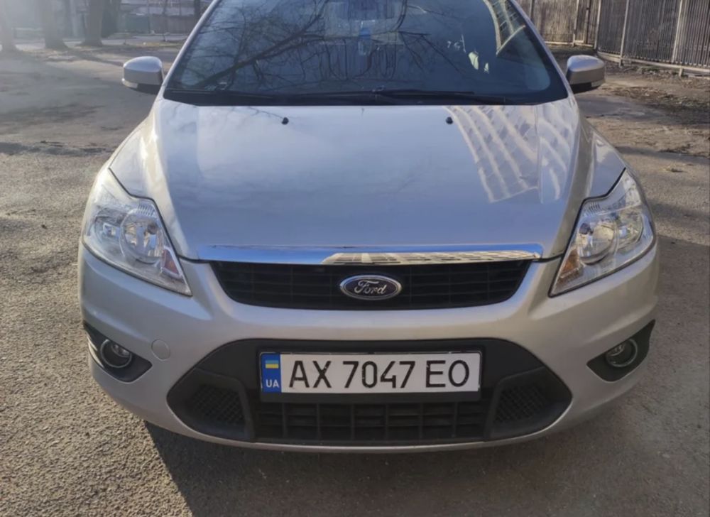 Ford Focus II Ghia 2010 универсал. АКПП, ГБО, родной пробег