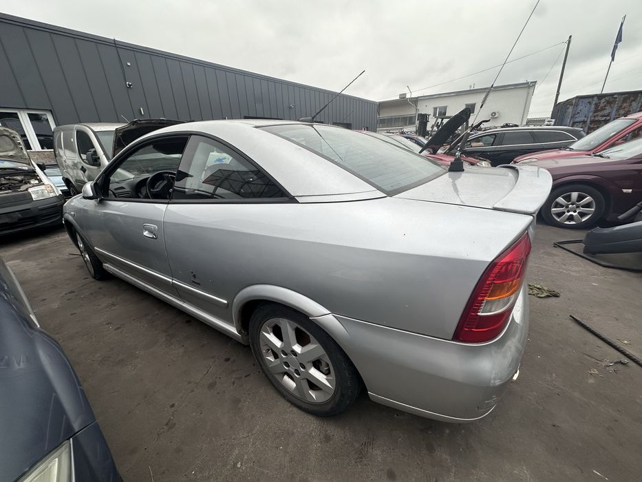 Części Opel Astra Bertone 1.8B 00r Z147 Lampa Zderzak Drzwi Maska