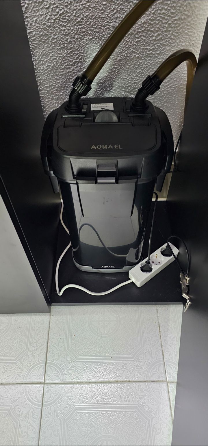 Material de Aquário com  Equipamento Completo