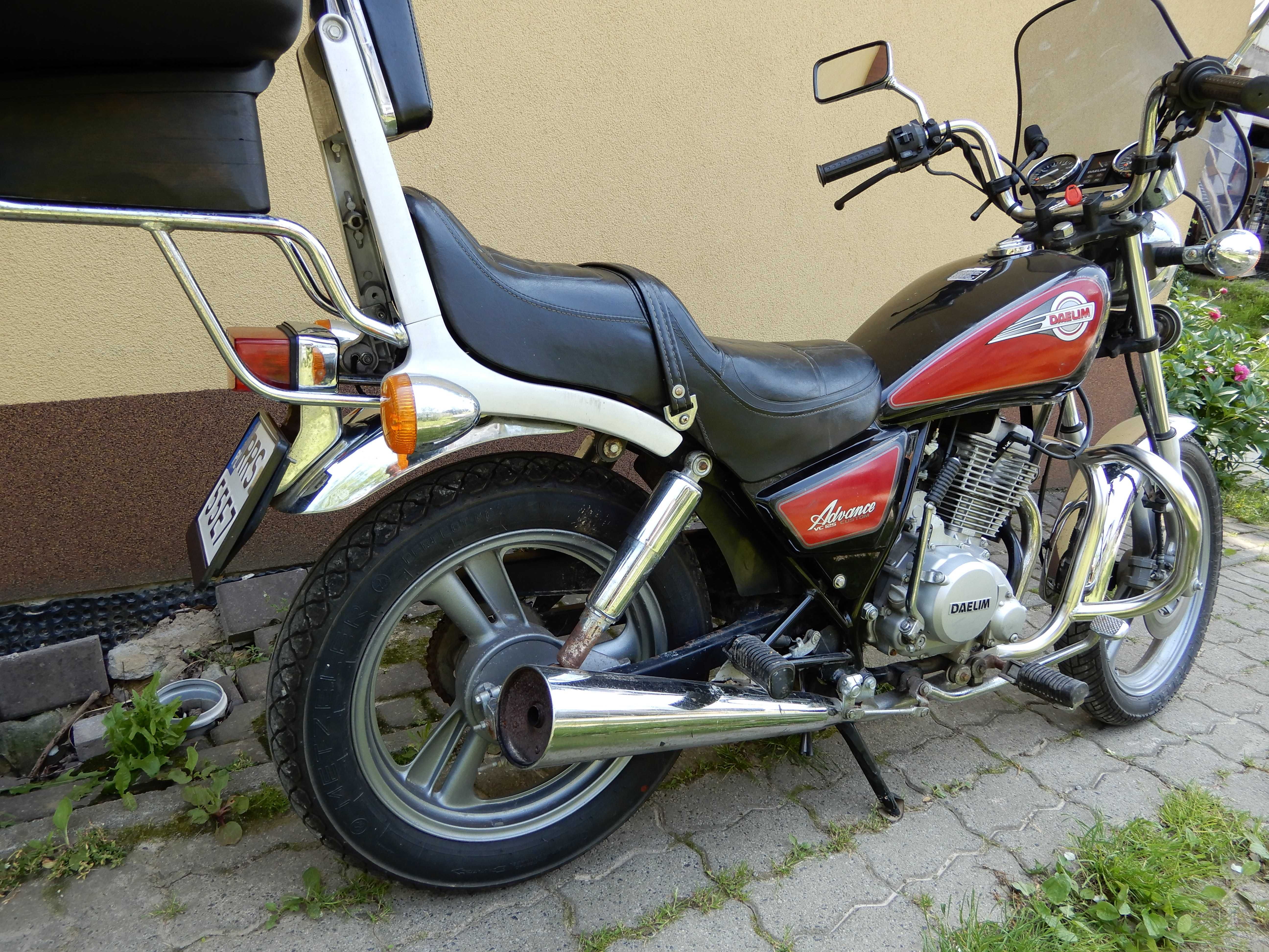 Motocykl Daelim VC 125 Custom (5200)km 96r