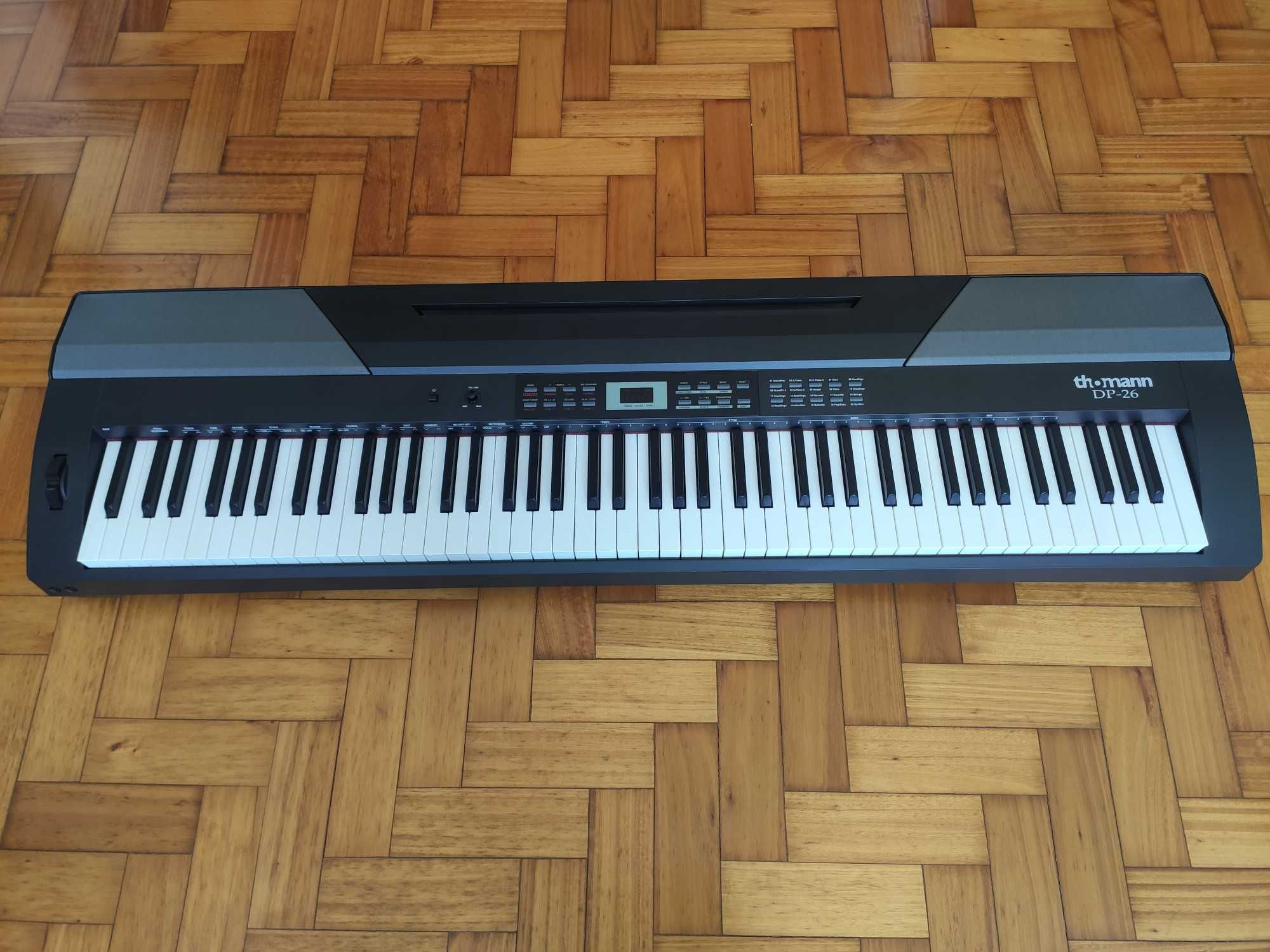 Piano Thomann DP-26
