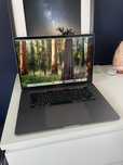 MacBook Pro 2019, i7-9gen, 32GB ddr4, Radeon Pro 4GB, 512 GB SSD