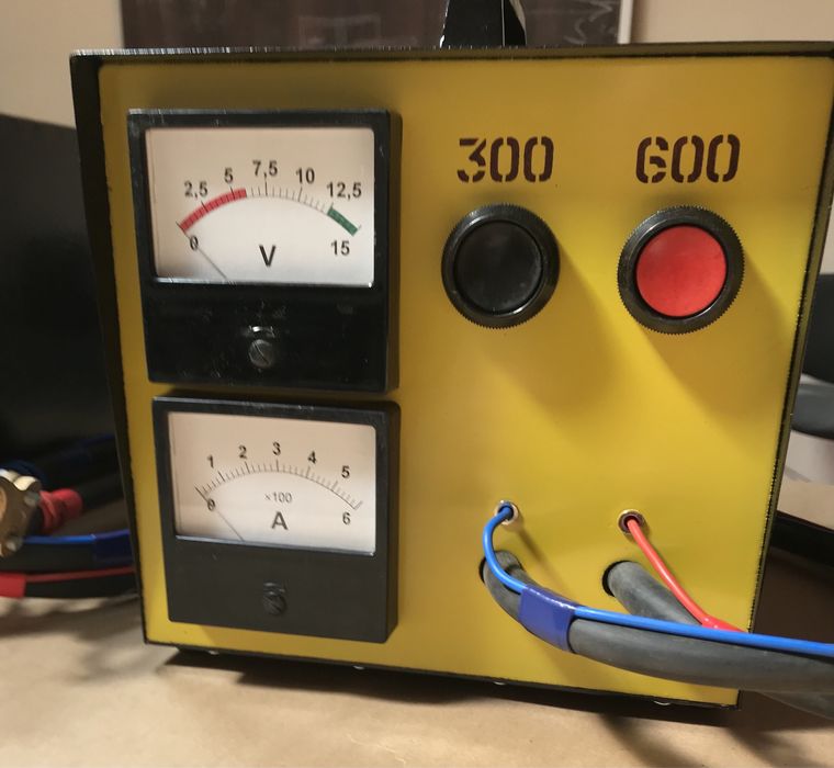 Нагрузочная вилка 300/600 А для проверки 12 В АКБ