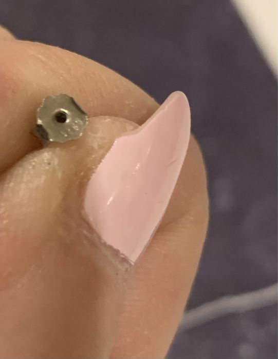 Srebrne kolczyki Apart.