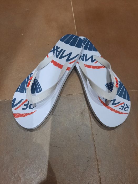 Chinelos da Remax n°40