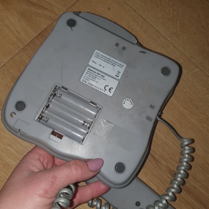 Telefon stacjonarny przewodowy MaxCom KXT 201