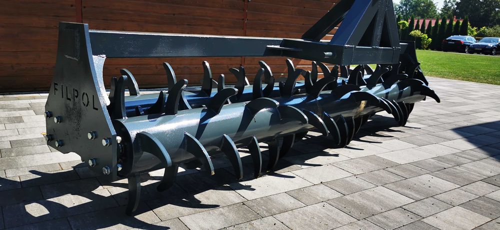 Wał mulczujący kolczast podwójny do grubera agregatu głębosza