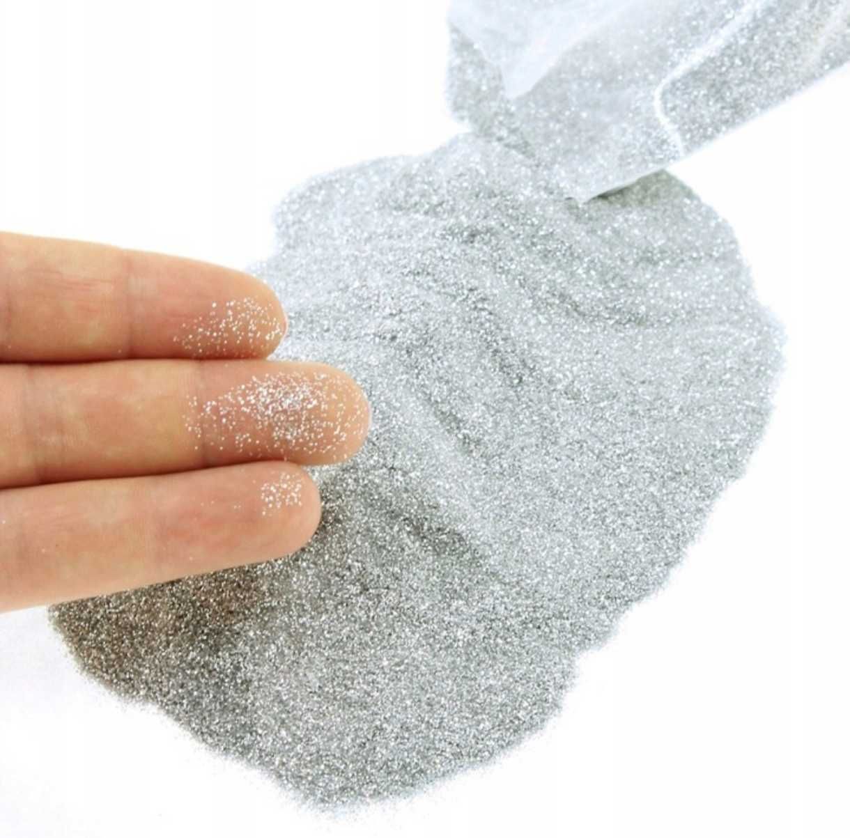 Srebrny Dekoracyjny Brokat Sypki 1KG do Fug Farb Ścian Ozdoby DIY