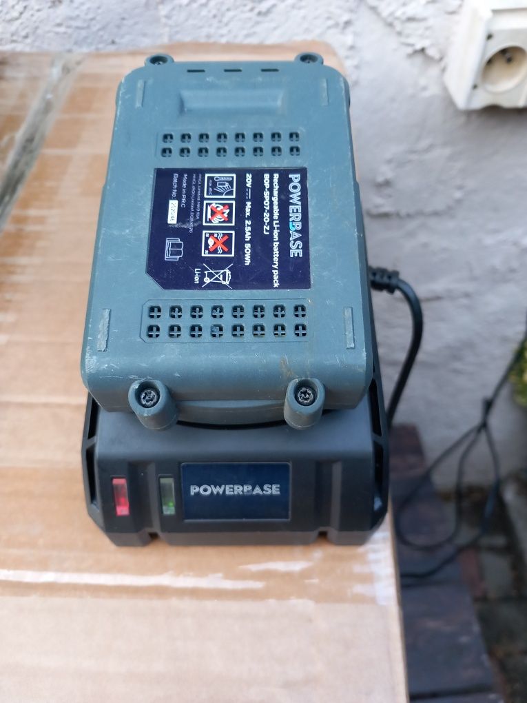 Powerbase Akumulatorowe nożyce do żywopłotu 51cm