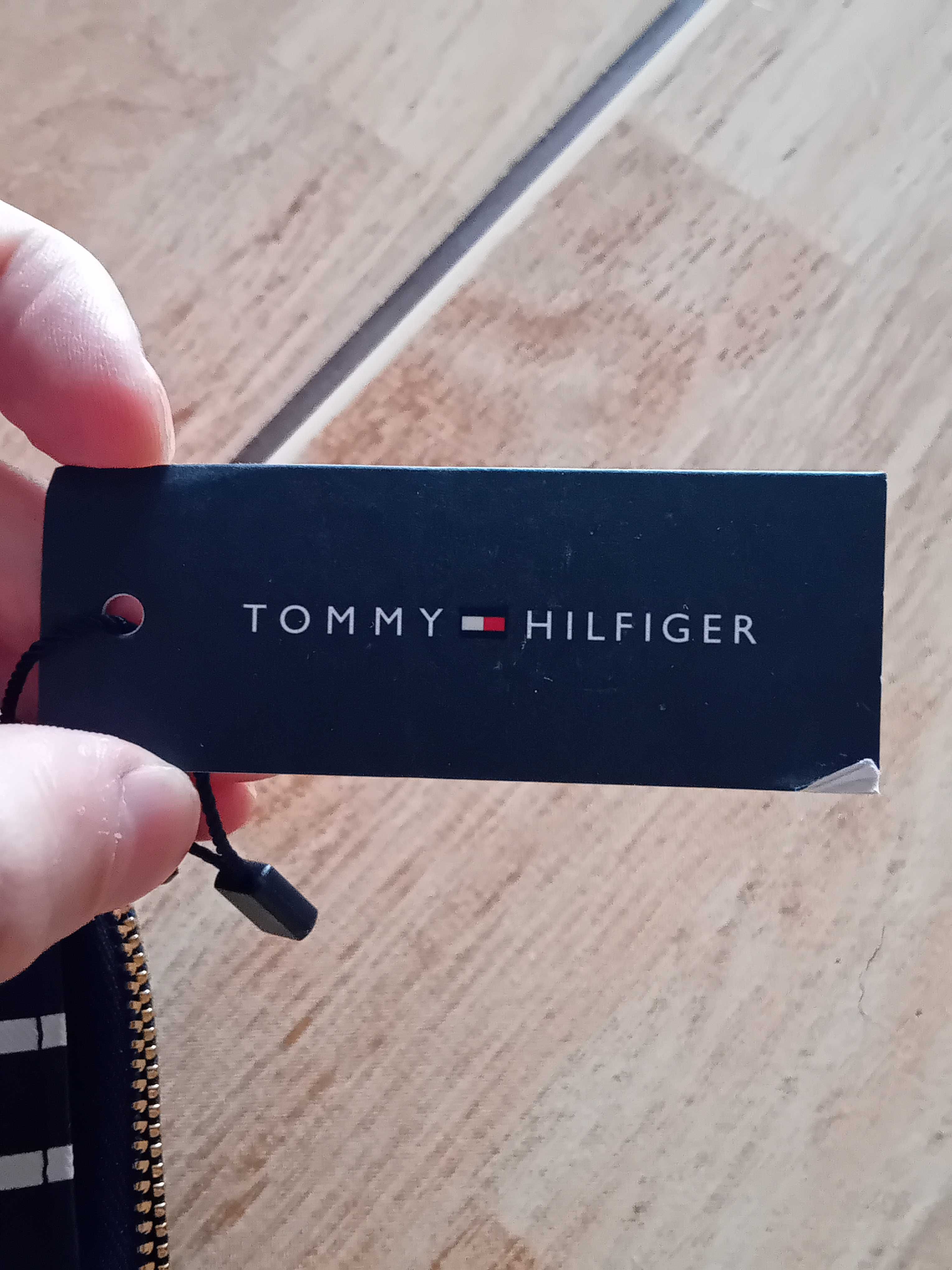 Portfel damski Tommy Hilfiger