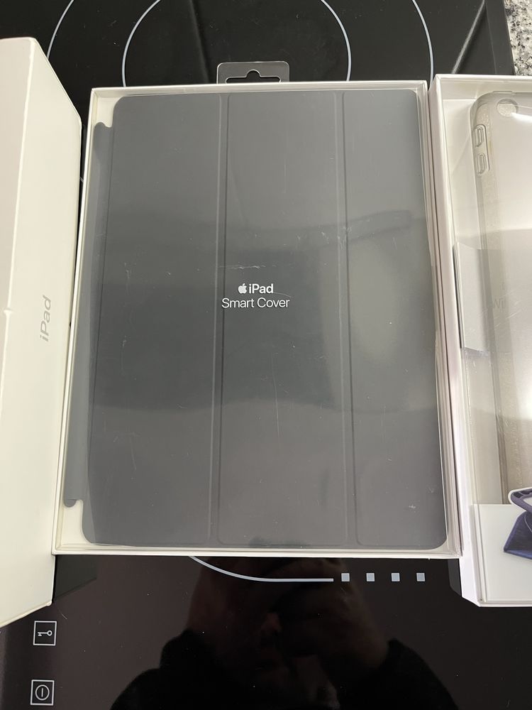 Apple iPad (6.ª geração) 32GB WiFi + Extras - Tudo como novo