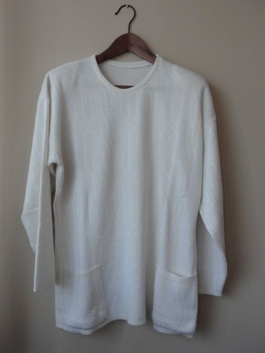 Vintage dłuższy sweter z kieszeniami. Tanio.