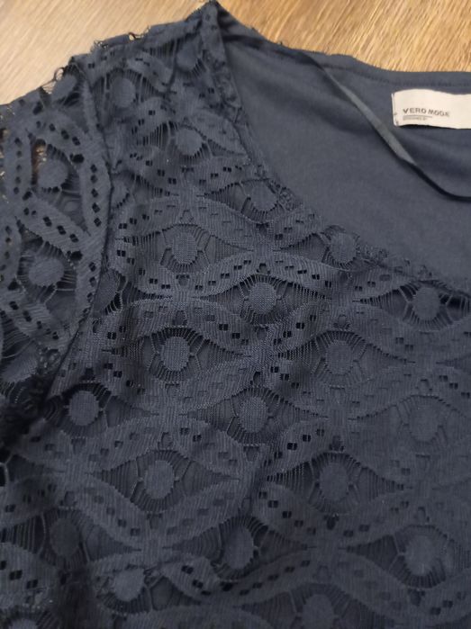 Sukienka Vero moda koronkowa