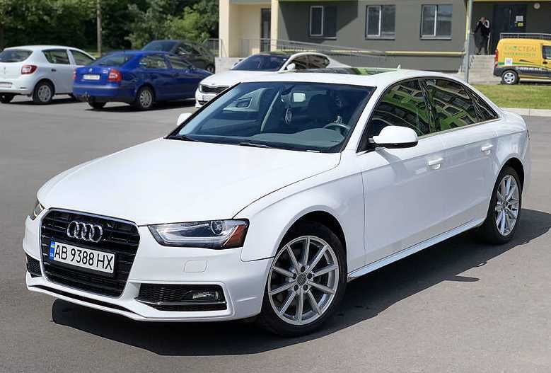 Продаю Audi A4 B8 2015 року