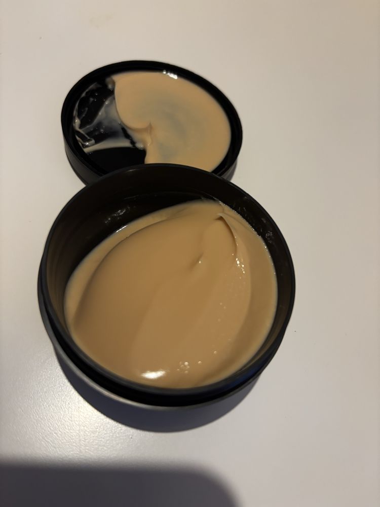 Ro's Argan condicionador do corpo da marca Lush