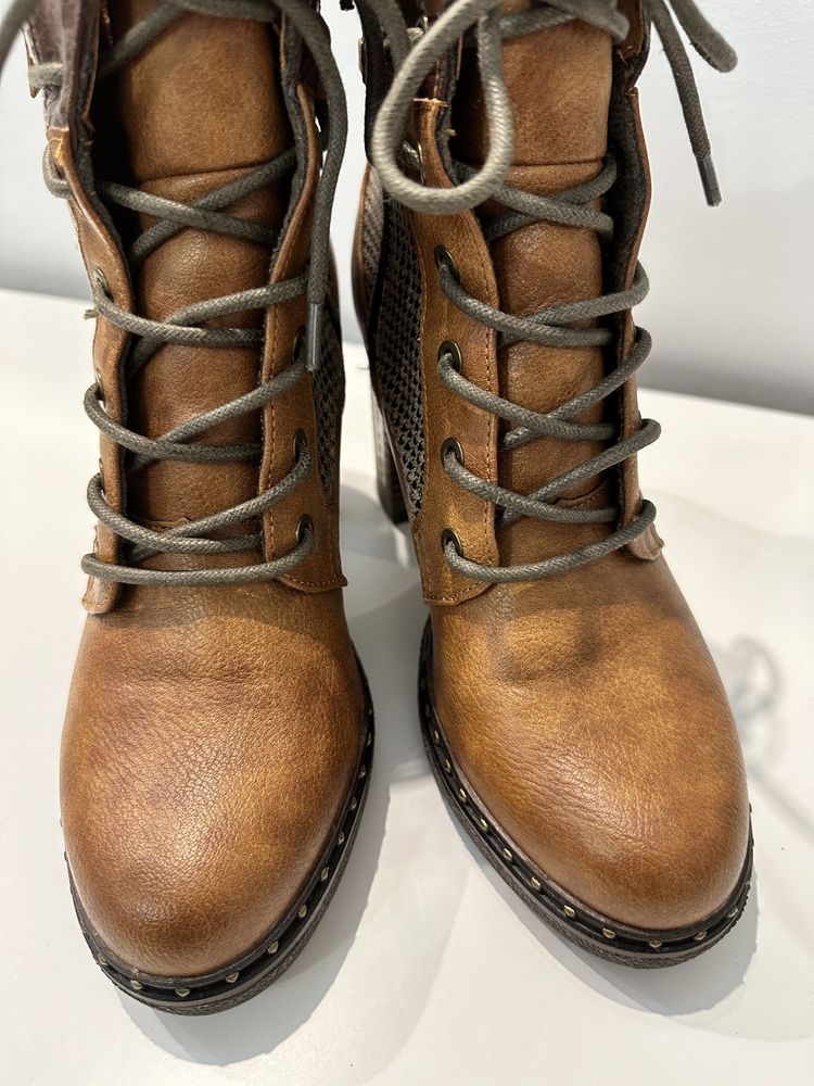 Botki Mustang 38