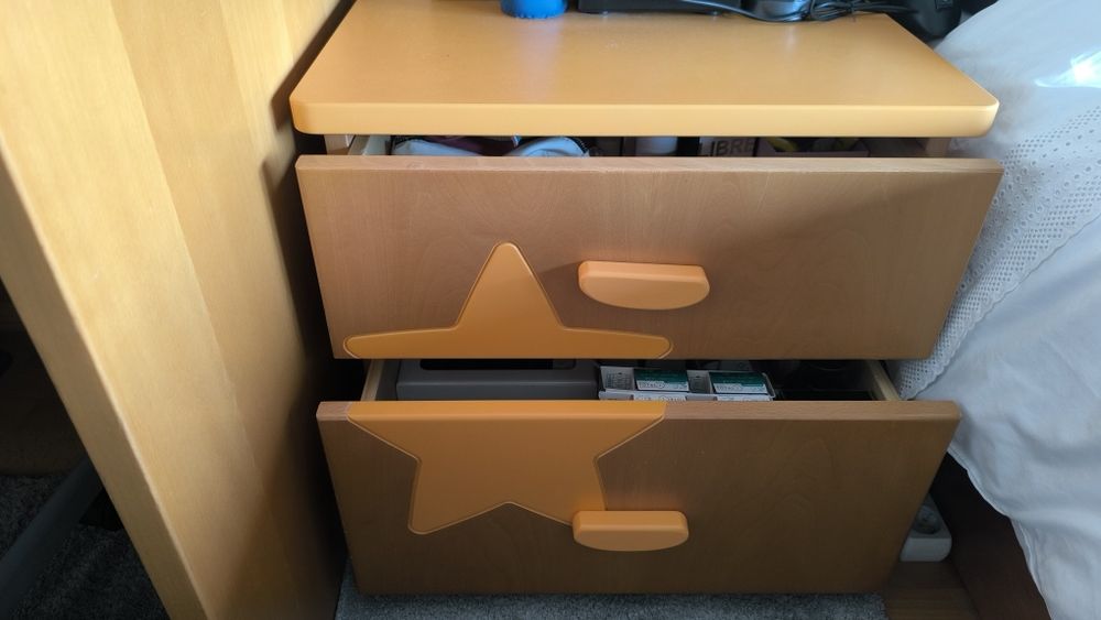 Mesa de cabeceira madeira