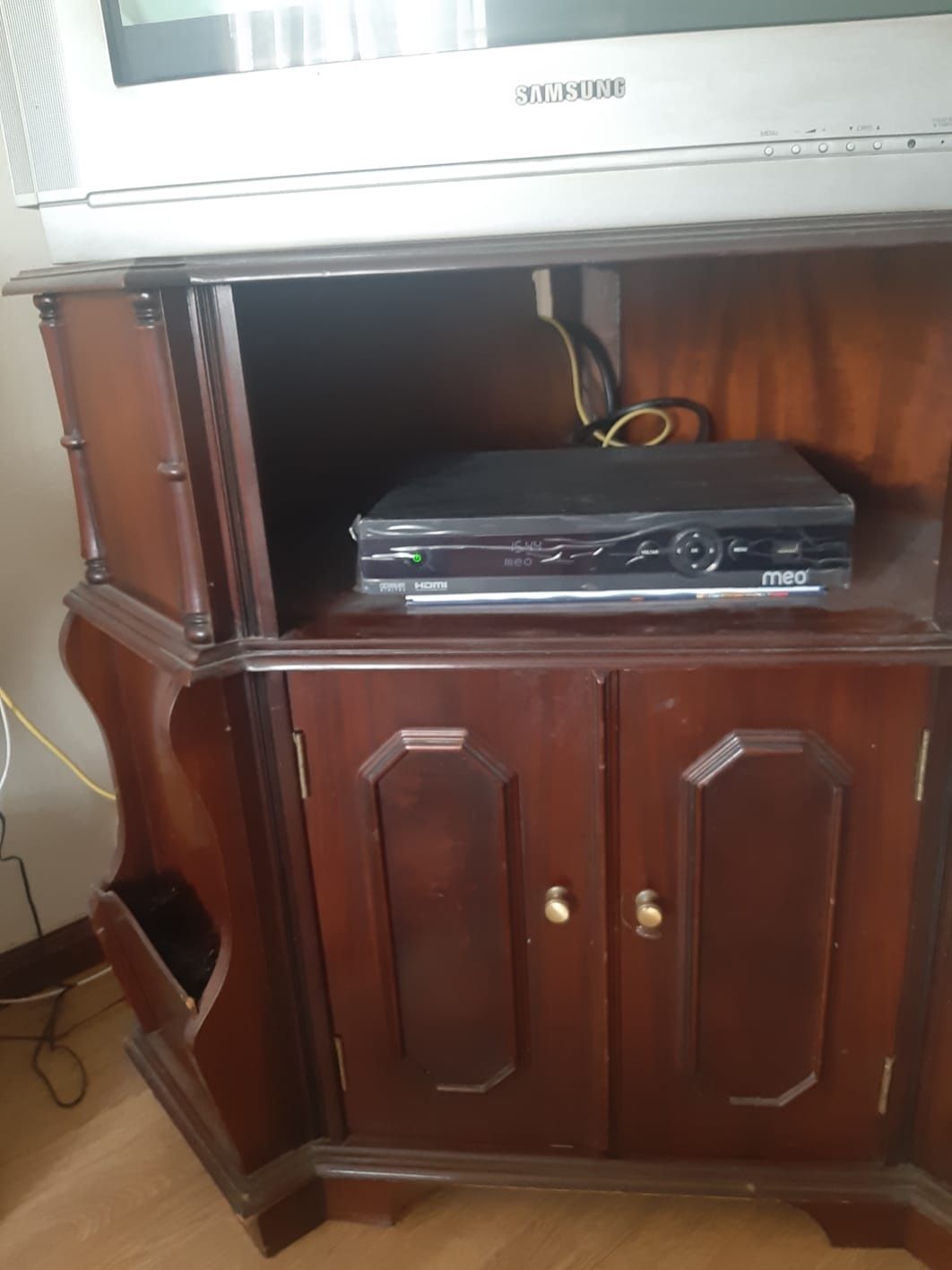 Móvel TV e mini bar