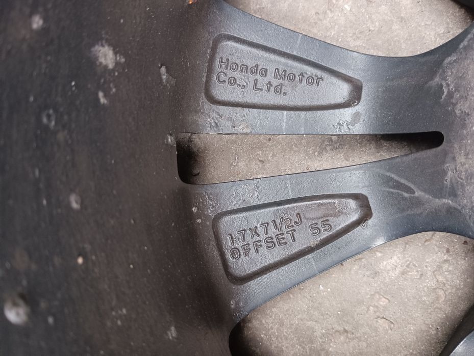 Комплект зимних колёс 225х55х17