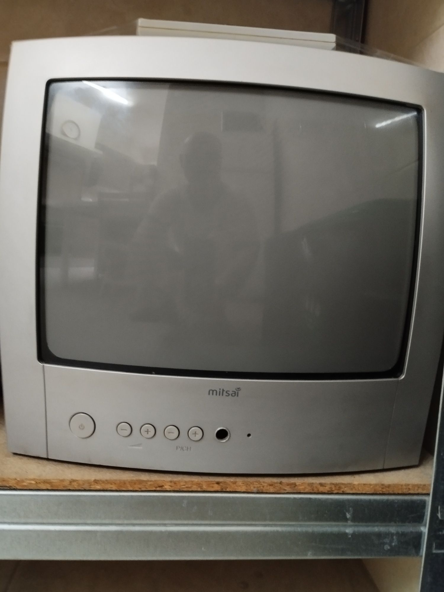 Televisão usada 37 cm