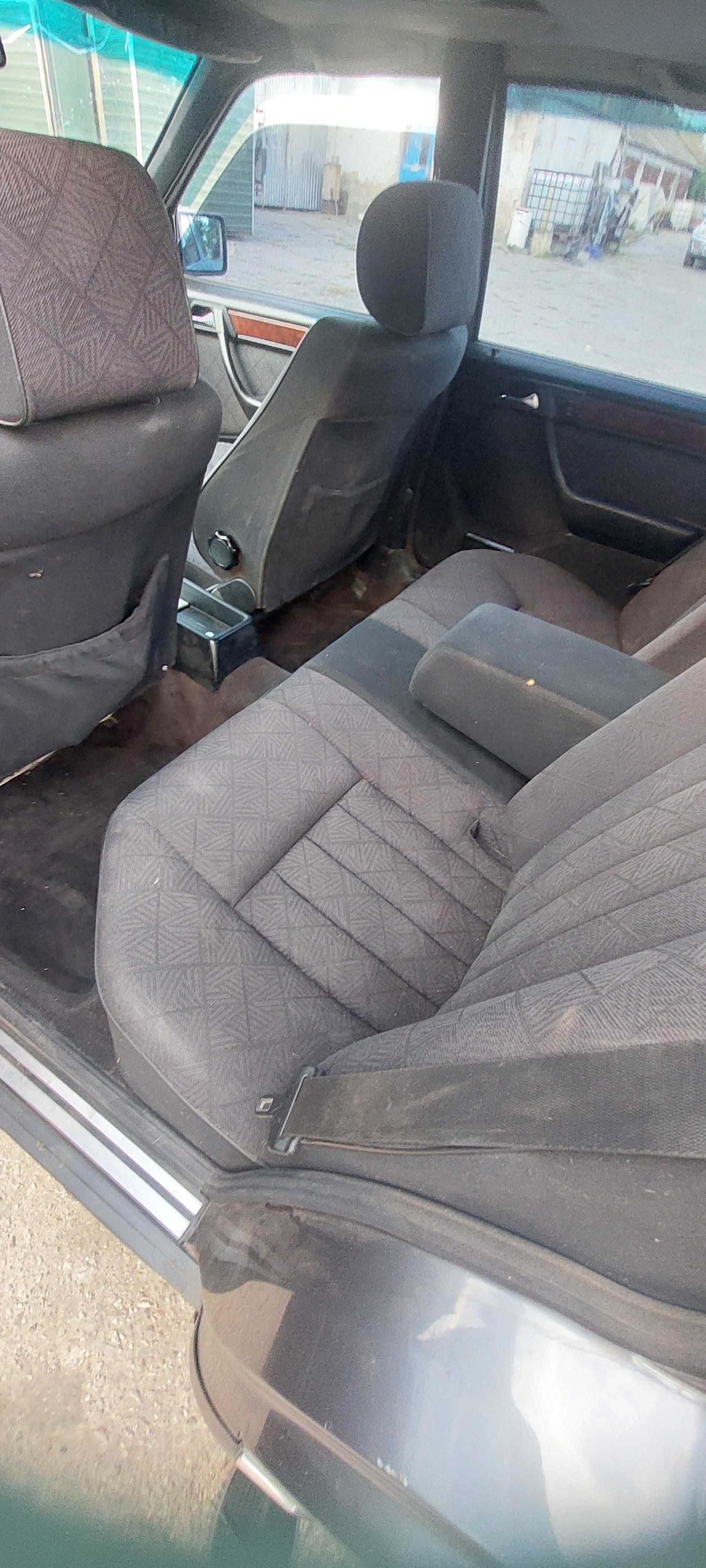 Срочно!!! Mersedes W124 e220 ТОРГ!