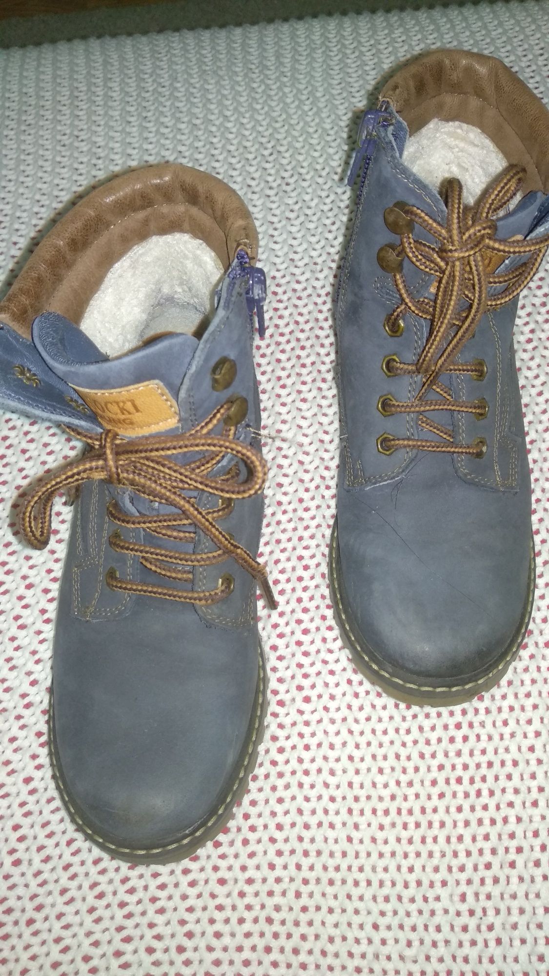 skórzane buty do kostki renomowanej firmy Lasocki, r. 33 wkł. 21 cm