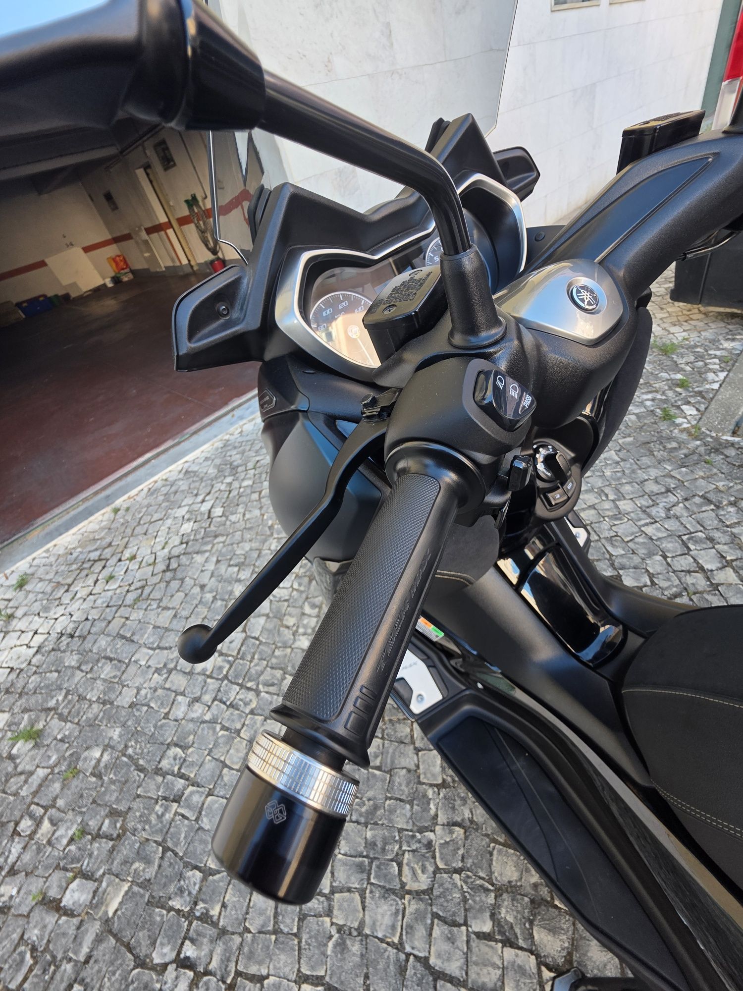 Yamaha X-Max 300 TechMax (07/2022)
