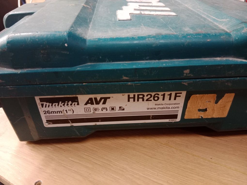 Wiertarka Makita AVT  HR2611F