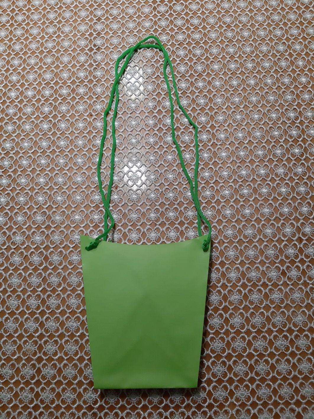 Zielone ozdobne papierowe torebki na kwiaty 10 sztuk