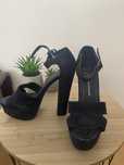 Sandalias salto Primark