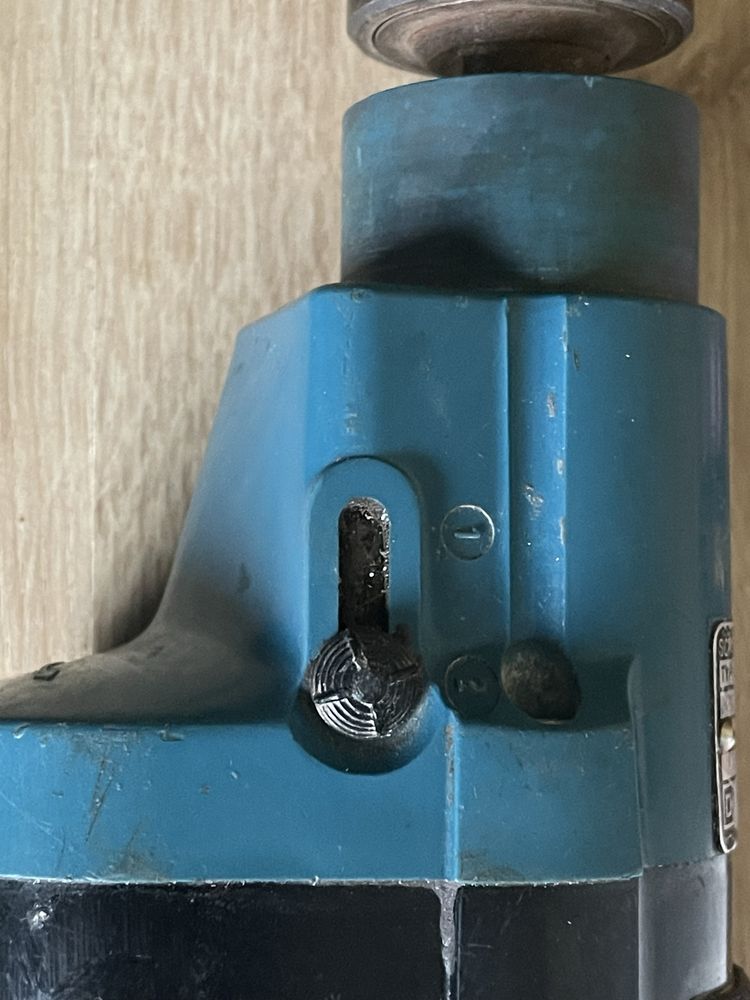 Berbequim Bosch electronico