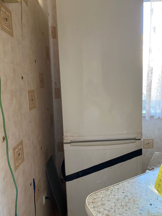 Холодильник рабочий