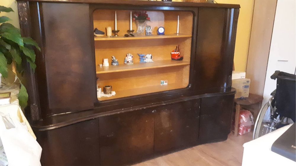 Stary kredens- antyk