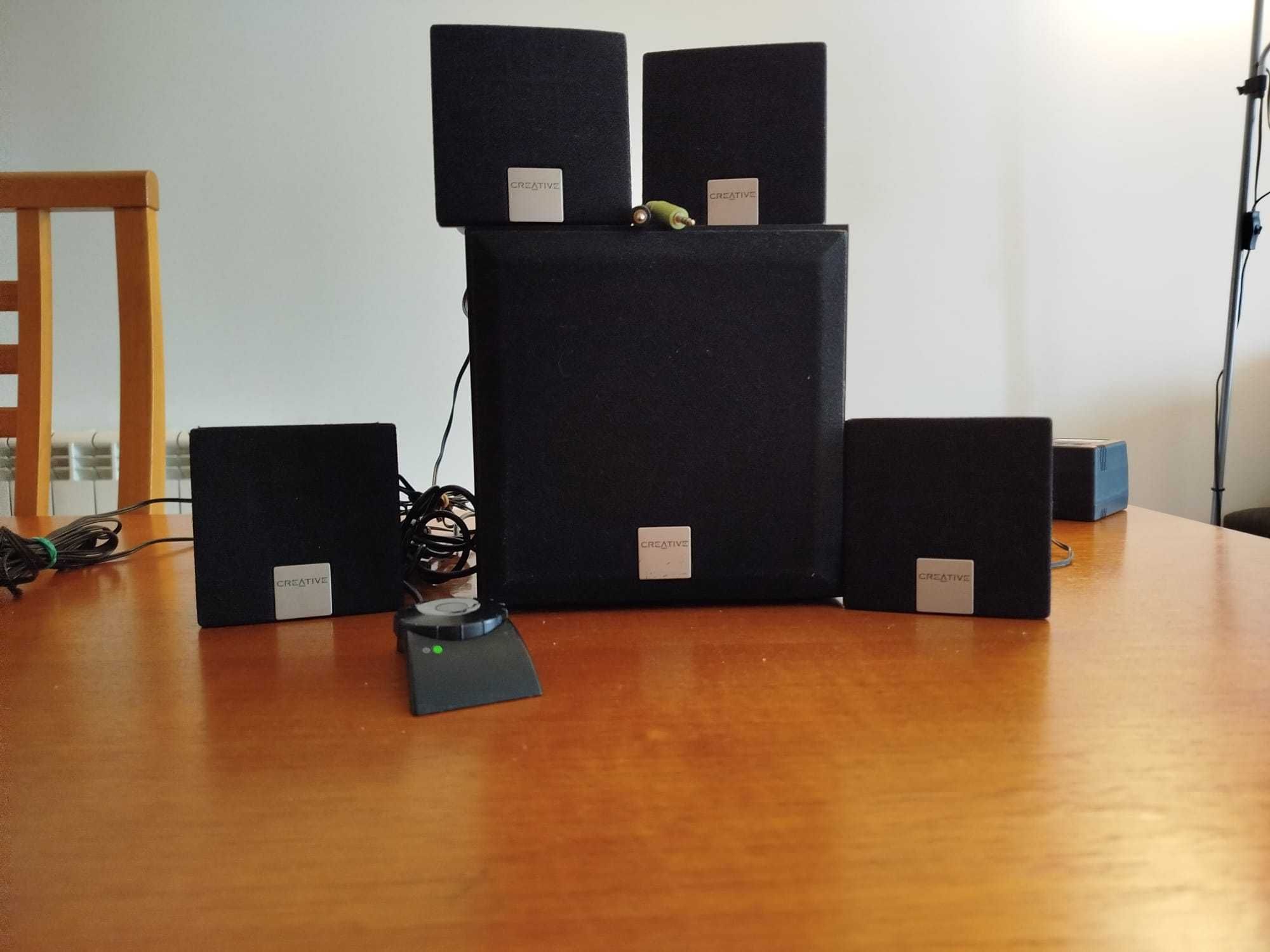Colunas de som Creative para computador