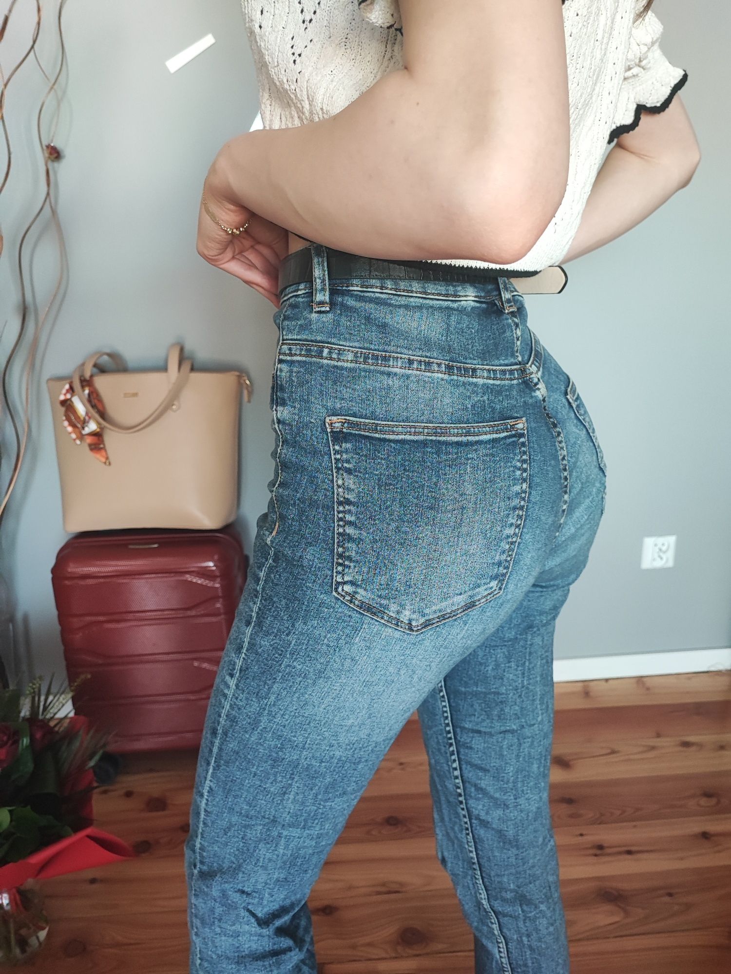 Spodnie wysoki stan jeansowe H&M