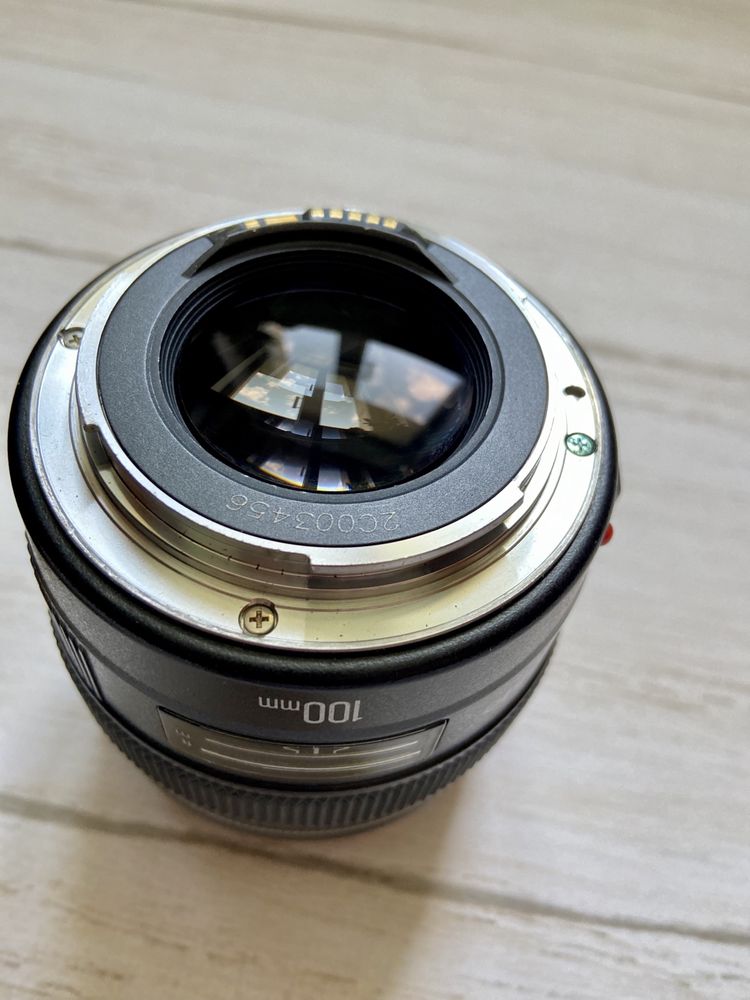 Объектив YONGNUO YN100MM 100 mm F/2.0 для Canon