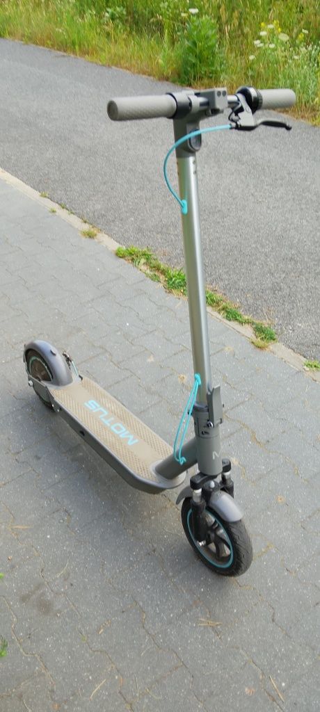 Motus scooty 10 plus 2022