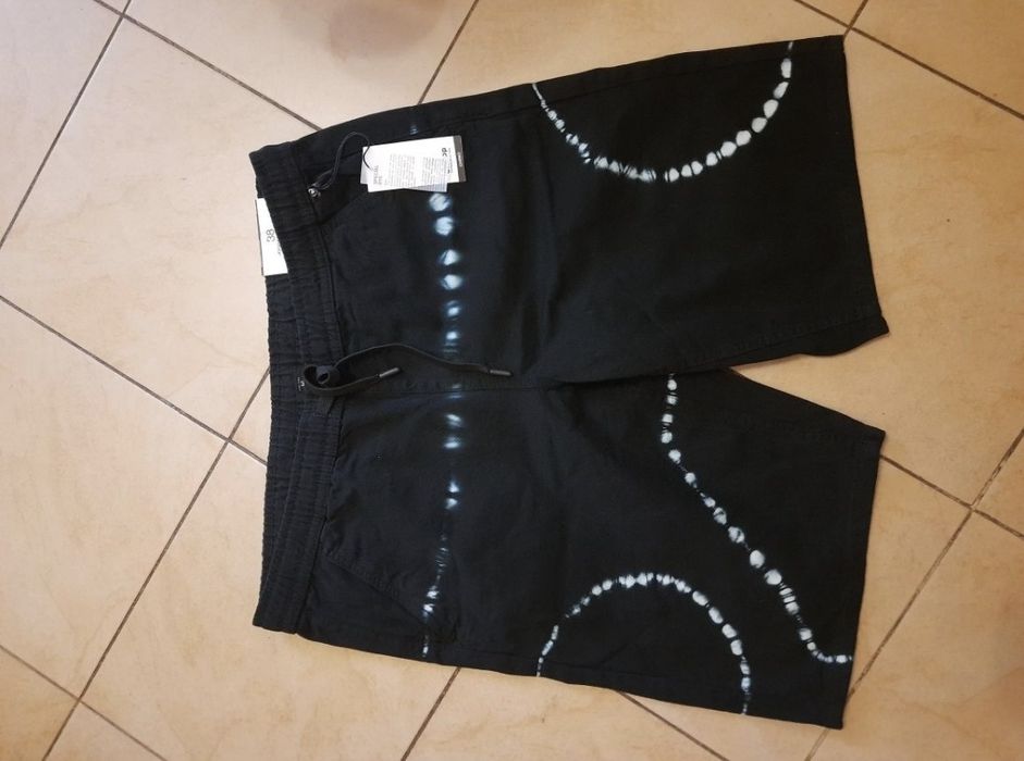 Шорты новые Cropp